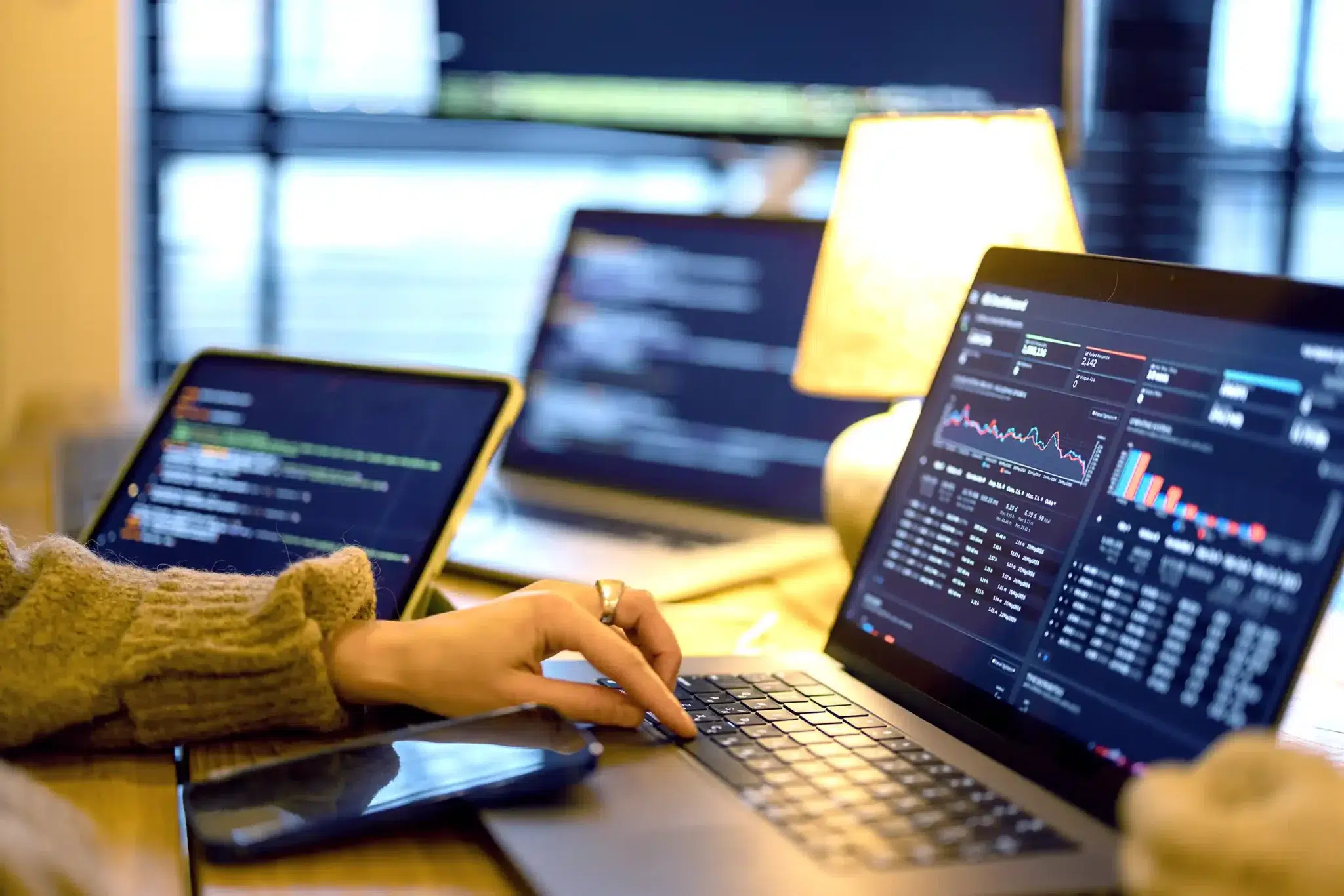 Data Science Applications in Retail: Examples, Benefits, and Challenges